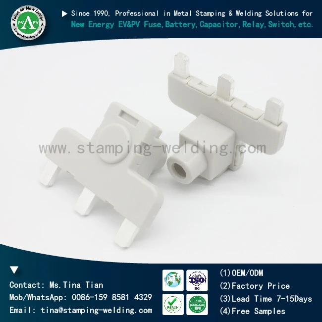 Tinned copper PP injection-molded insulated busbar with three plugs
